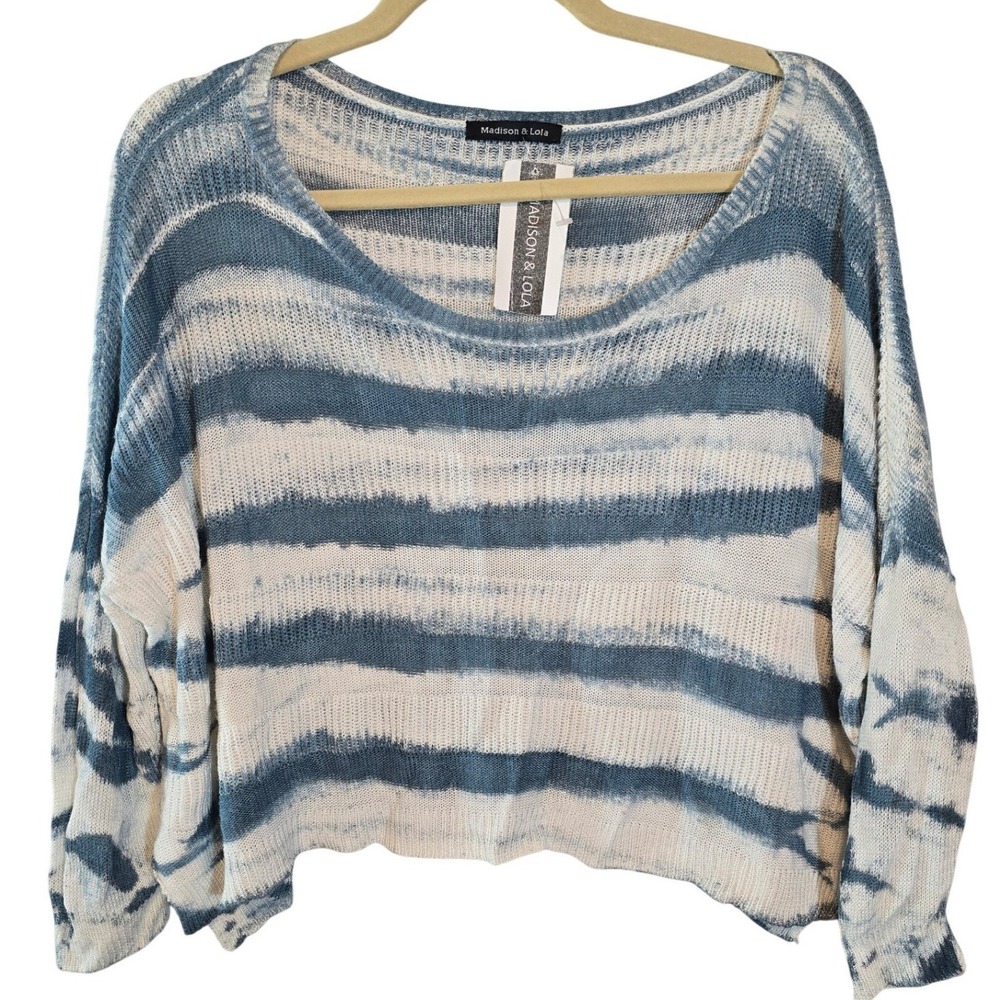 Madison & Lola Blue White Tie Dye Striped‎ Oversized Cropped Knit Sweater Small